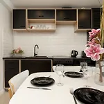 Przestronne Przy Rynku We Wroclawiu Z Klimatyzacja I Wanna By Renters דירה ורוצלב