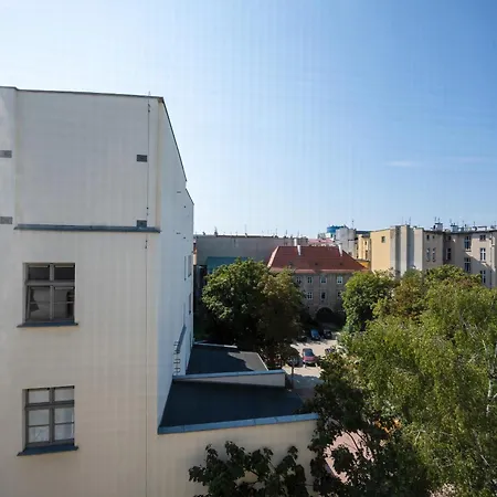 Przestronne Przy Rynku We Wroclawiu Z Klimatyzacja I Wanna By Renters דירה ורוצלב